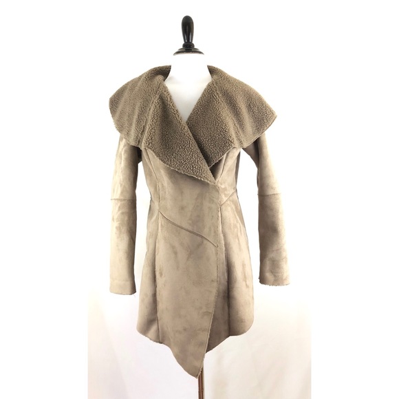 Fever Jackets & Blazers - Fever Faux Shearling Coat with Wide Collar-Size M